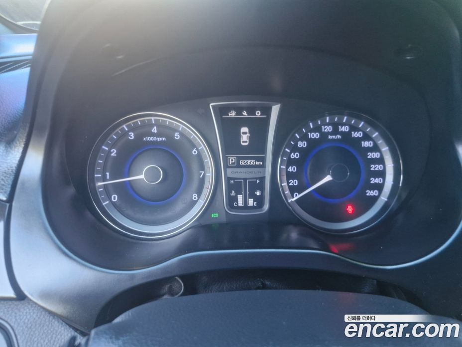 Hyundai Grandeur (HG) фото 11