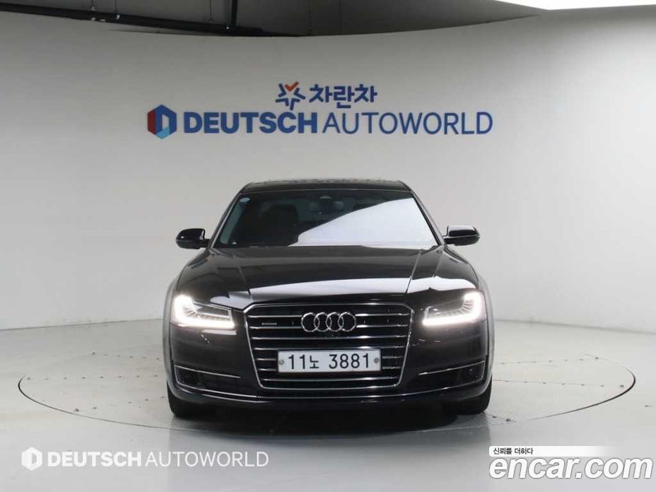 Audi A8 (D4) фото 3