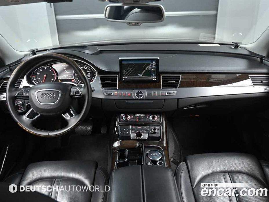 Audi A8 (D4) фото 7