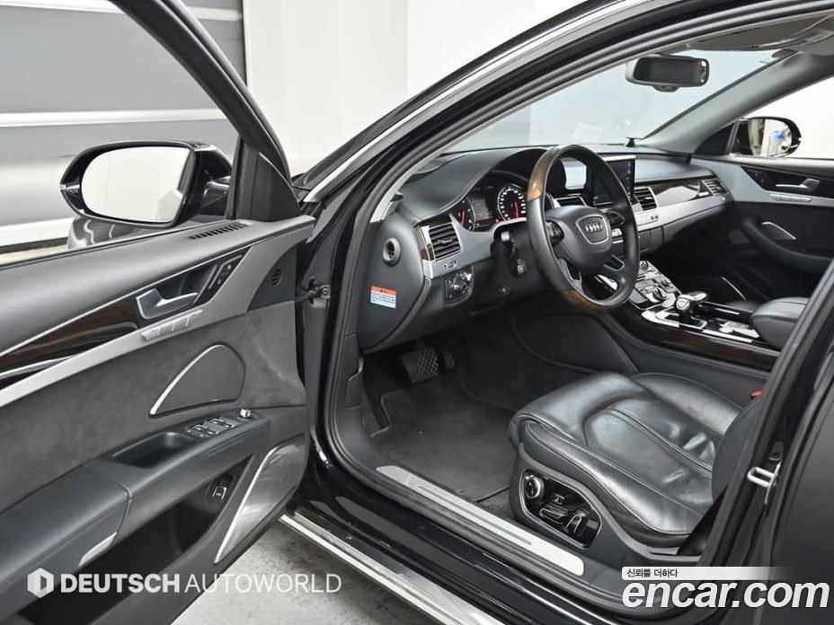 Audi A8 (D4) фото 11