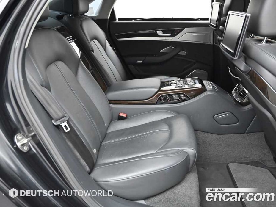 Audi A8 (D4) фото 12