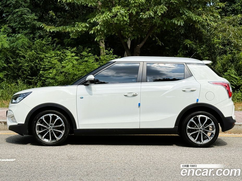 SsangYong (KG Mobility) Tivoli фото 3