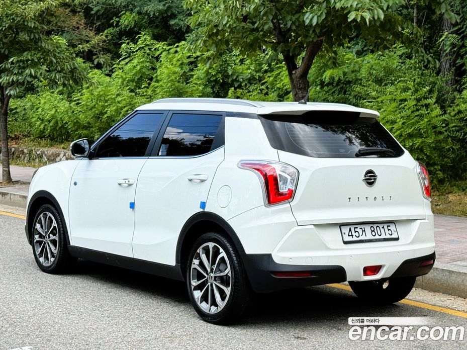 SsangYong (KG Mobility) Tivoli фото 4