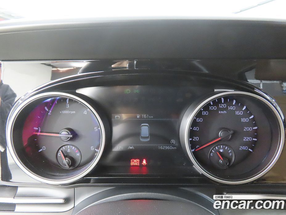 Kia Carnival 4th Gen фото 8