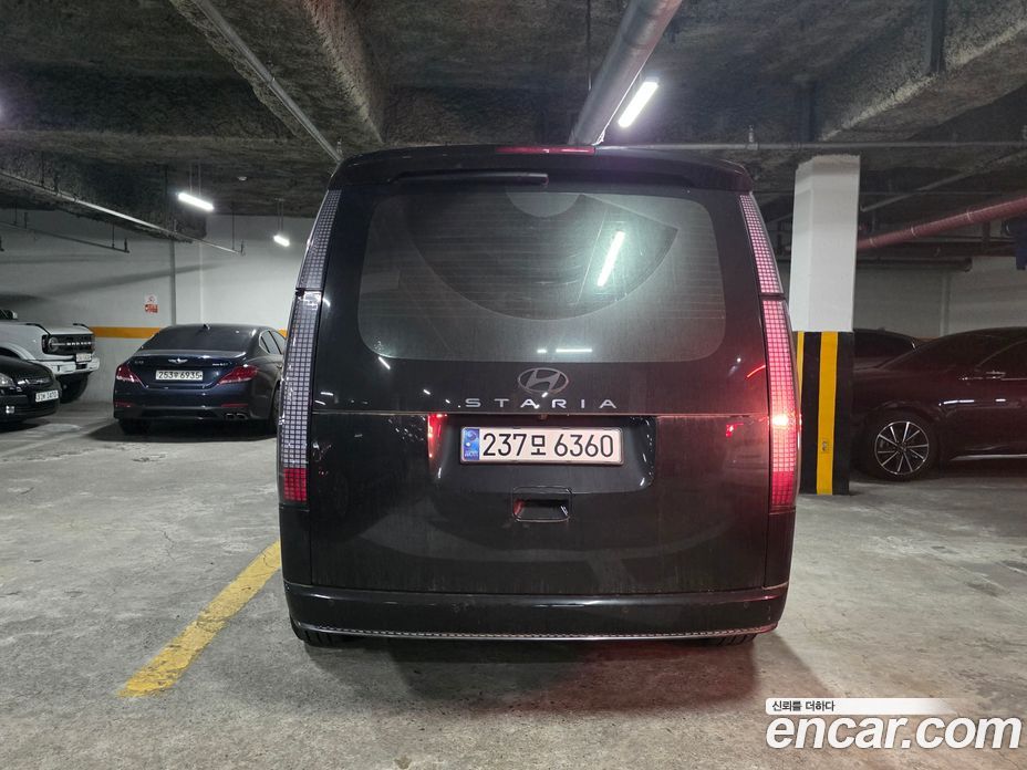 Hyundai Staria фото 2
