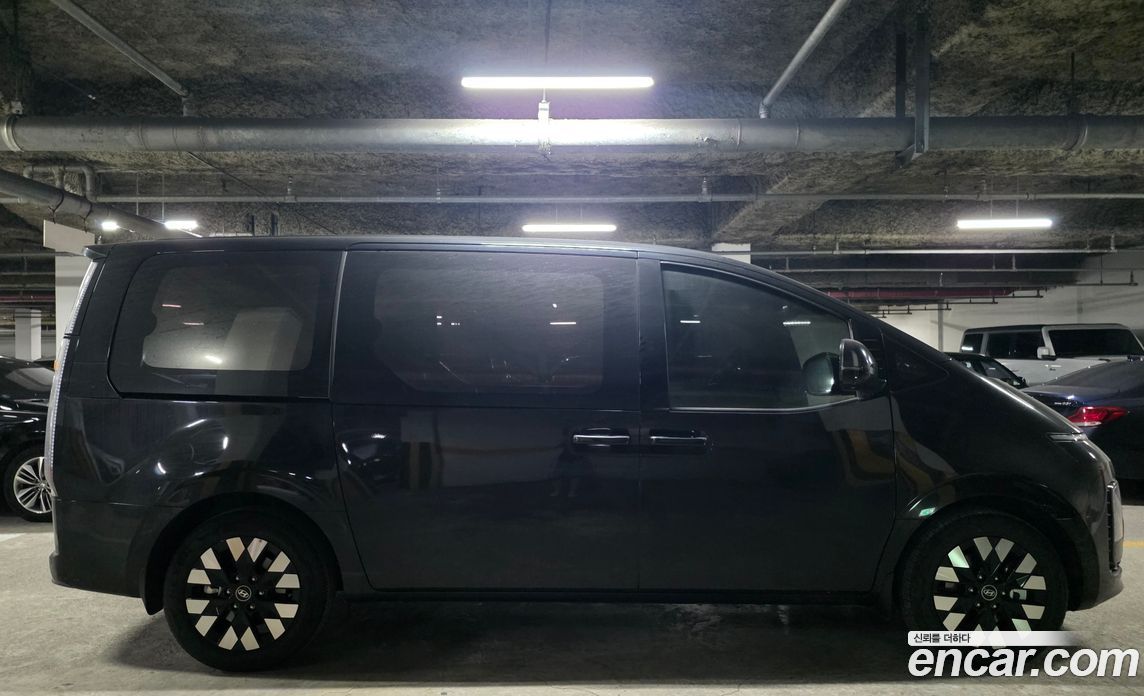 Hyundai Staria фото 3