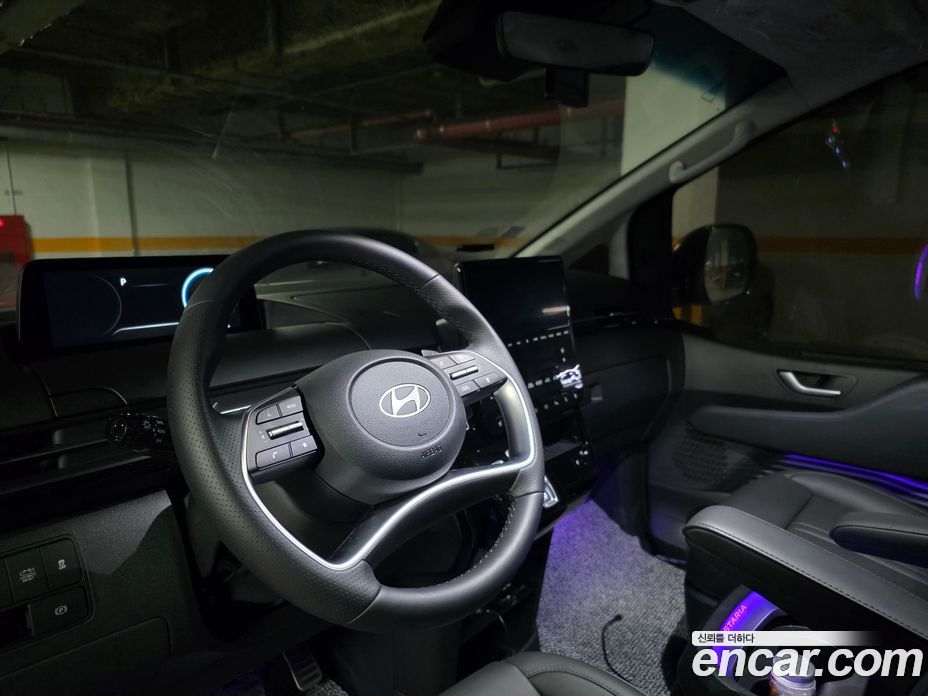 Hyundai Staria фото 7