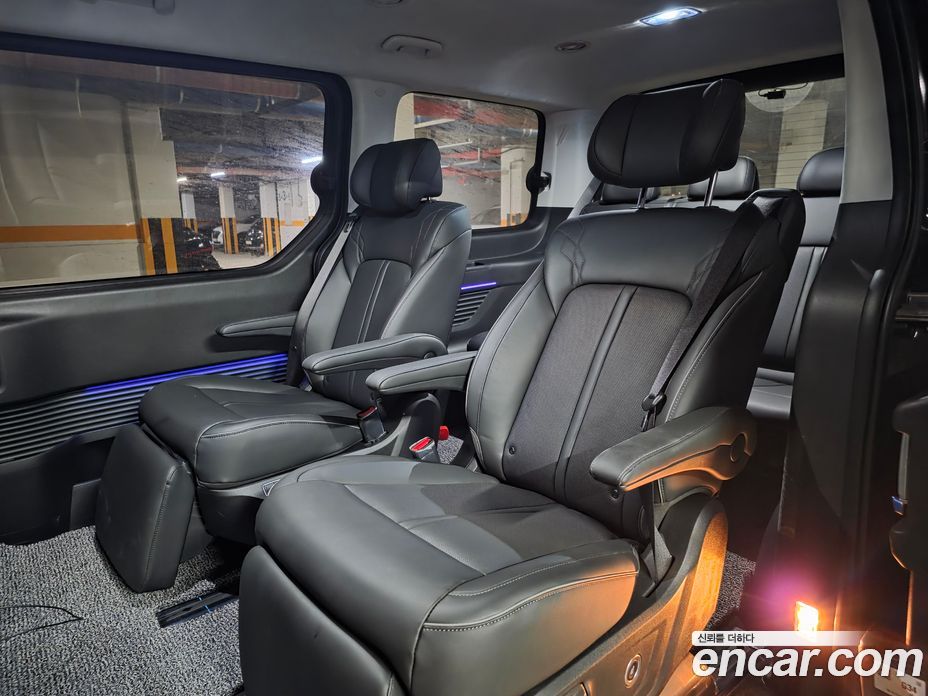Hyundai Staria фото 9
