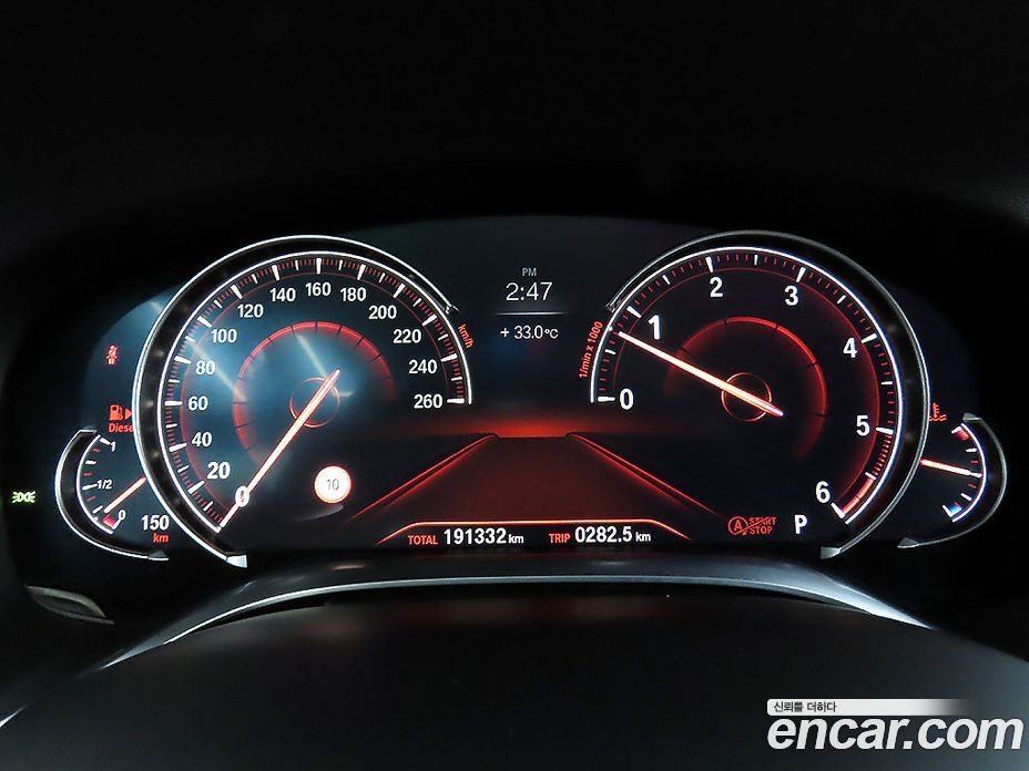 BMW 7-Series (G11) фото 8