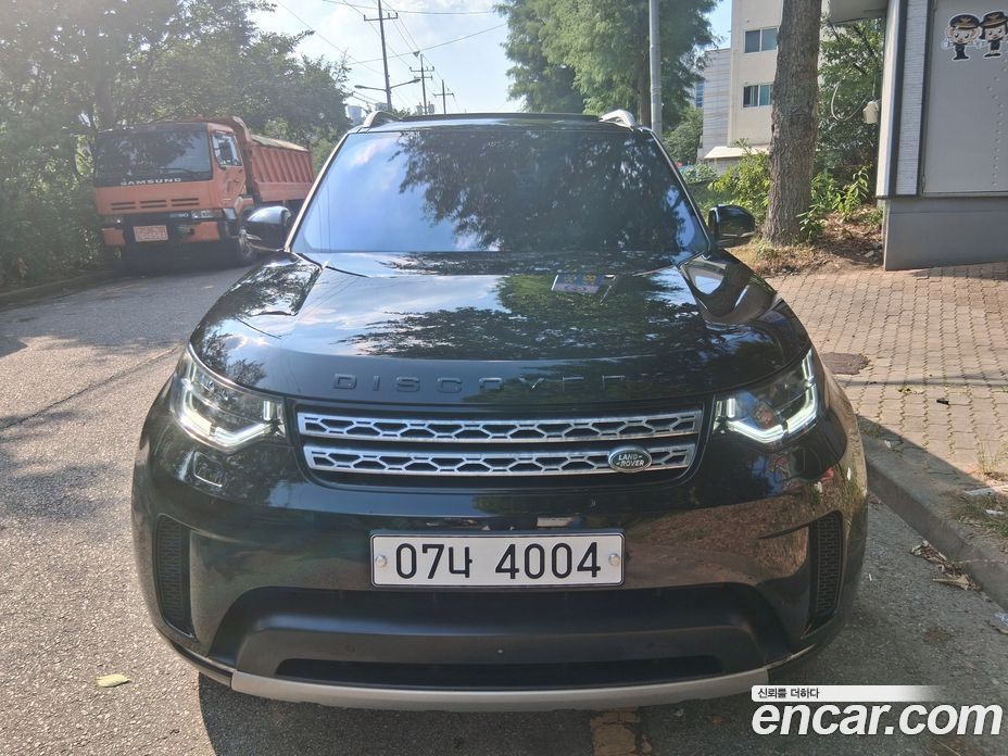 Land Rover Discovery 5 фото 20