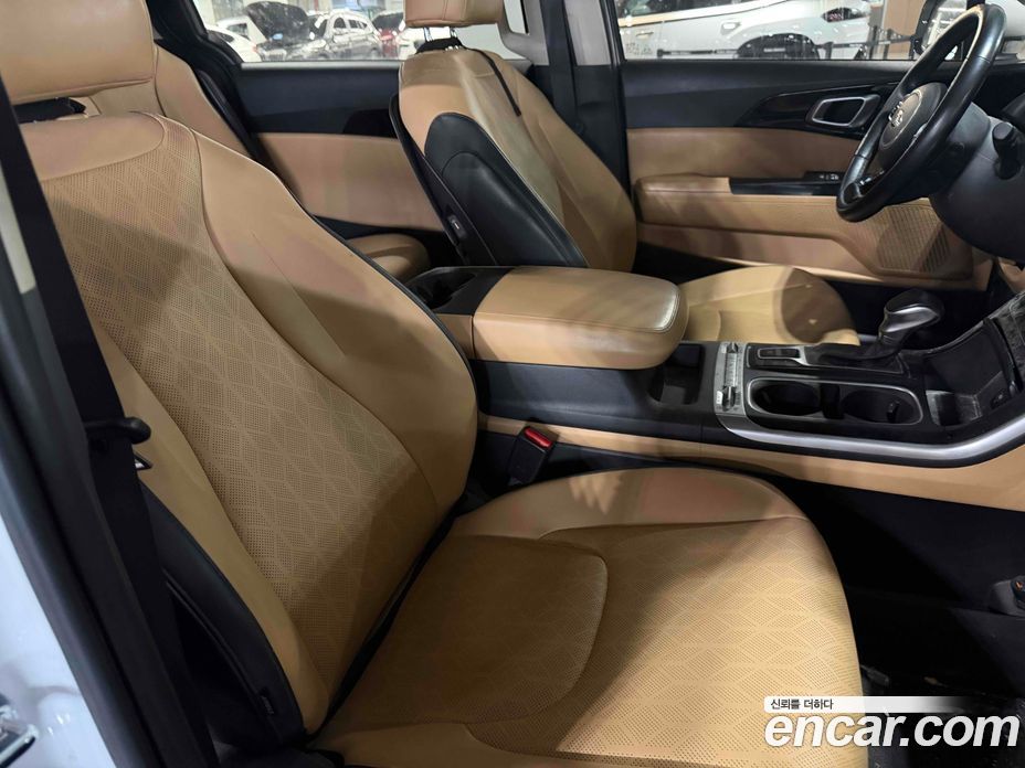 Kia Carnival 4th Gen фото 6