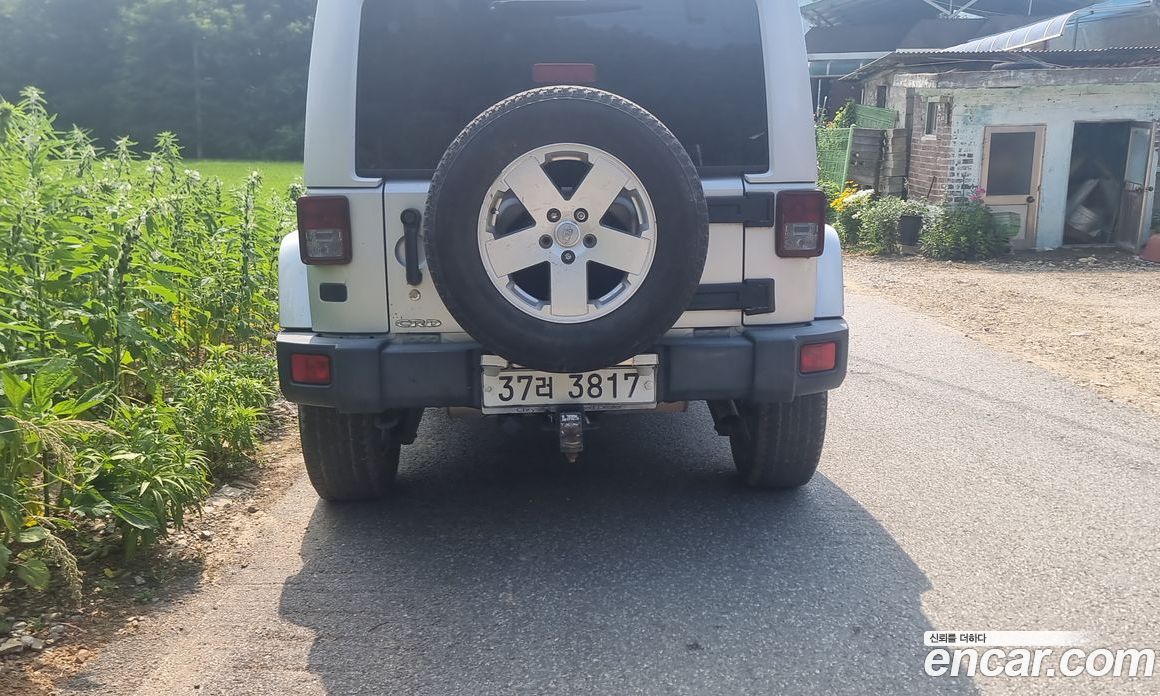 Jeep Wrangler (JK) фото 2