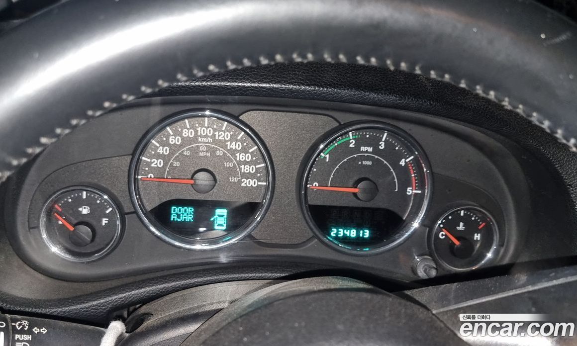 Jeep Wrangler (JK) фото 8