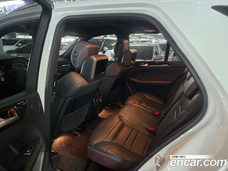 Mercedes-Benz GLE-Class W166 фото 9