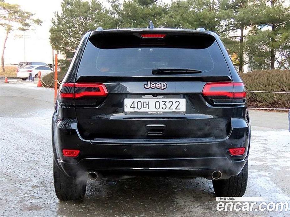 Jeep Grand Cherokee (WK) фото 4