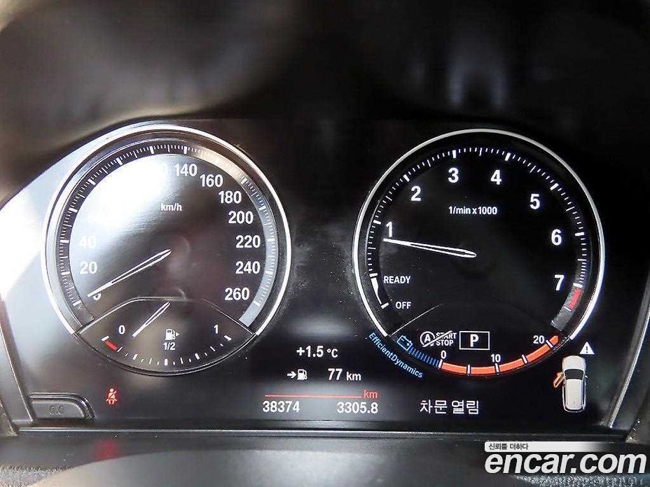 BMW X1 (F48) фото 9