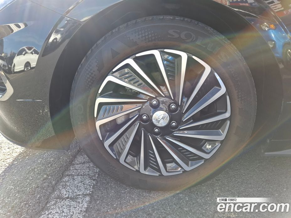 Hyundai Sonata Hybrid (DN8) фото 5