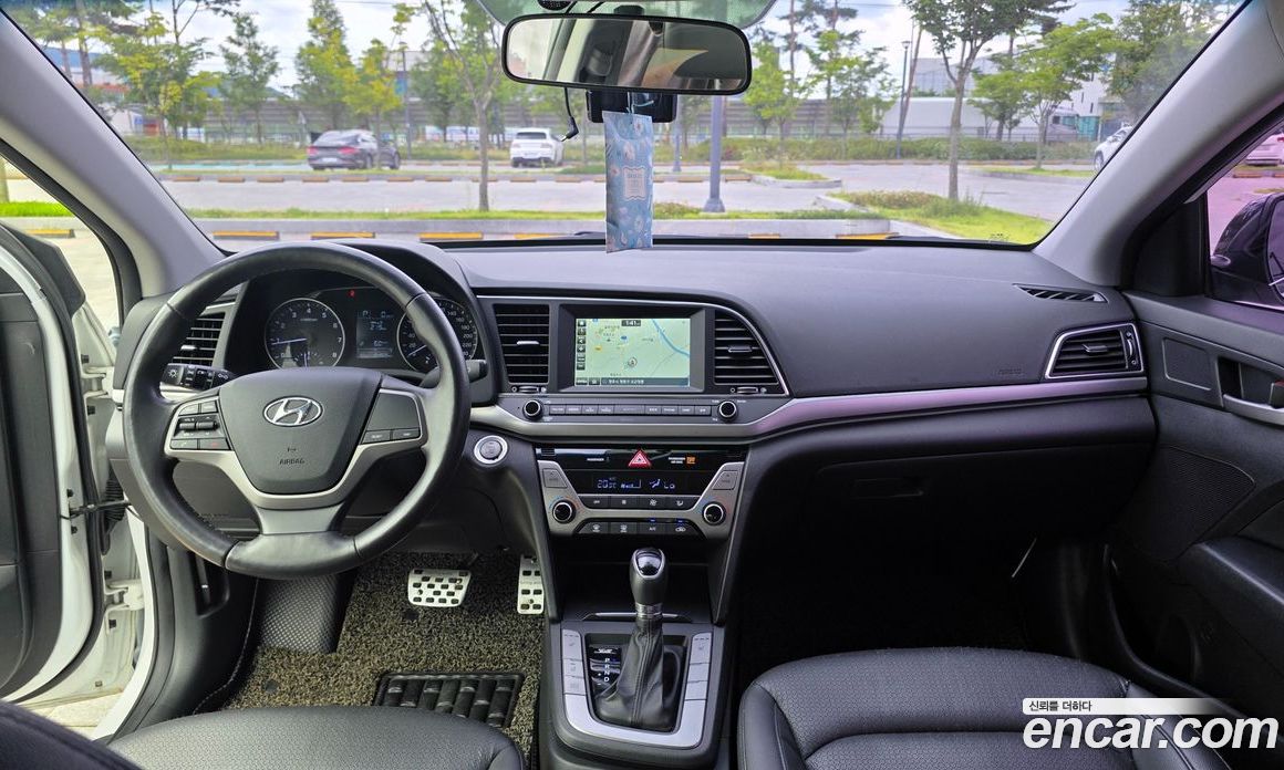 Hyundai Avante (AD) 6th Gen фото 16