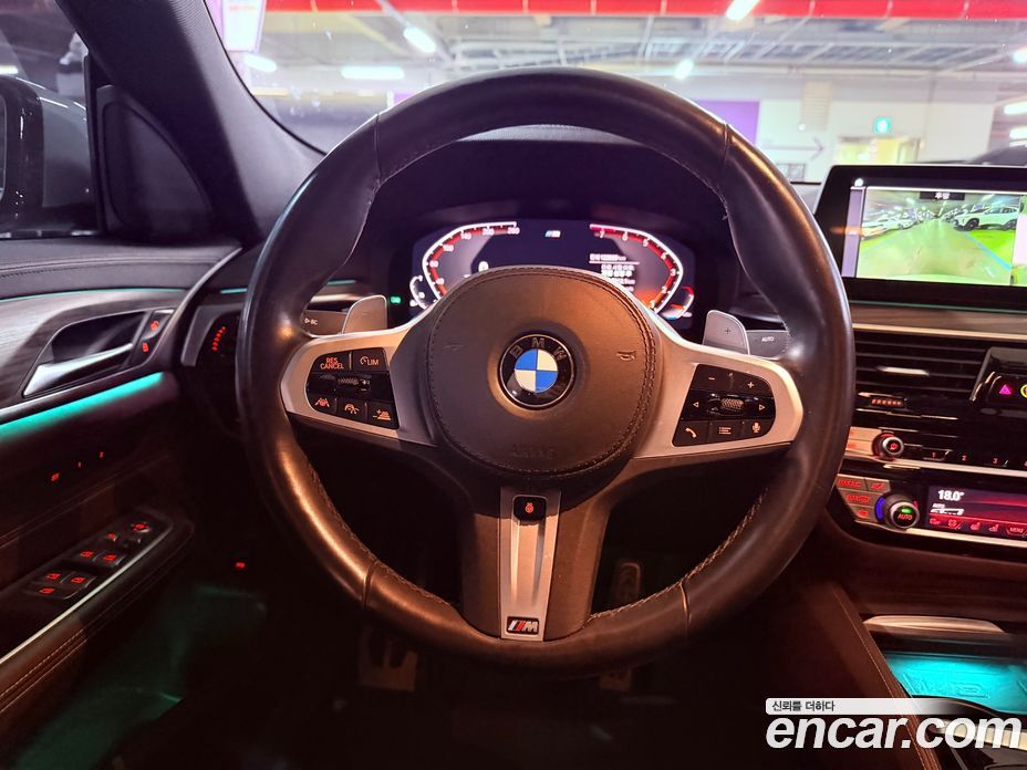 BMW 6-Series GT (G32) фото 12