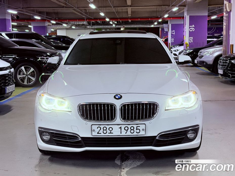 BMW 5-Series (F10) фото 3