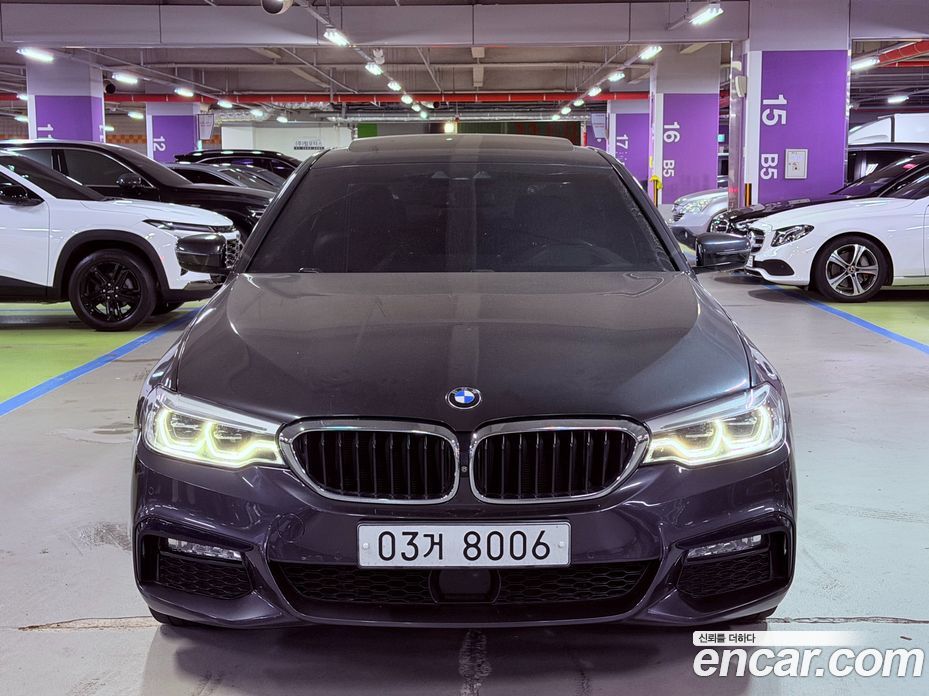 BMW 5-Series (G30) фото 3