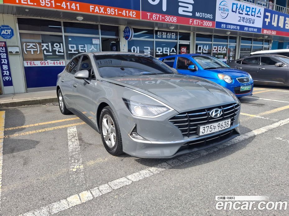 Hyundai Sonata (DN8) з Кореї