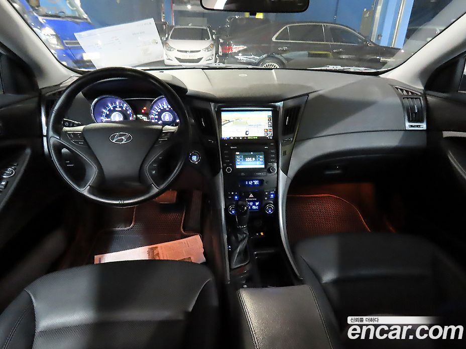 Hyundai Sonata The Brilliant фото 7
