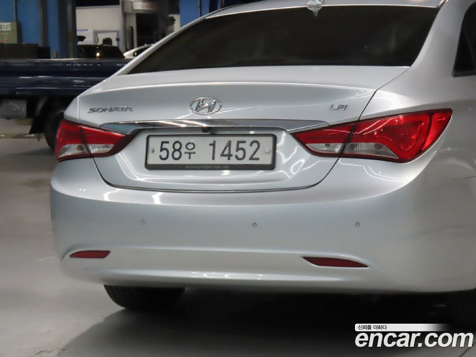 Hyundai Sonata The Brilliant фото 19