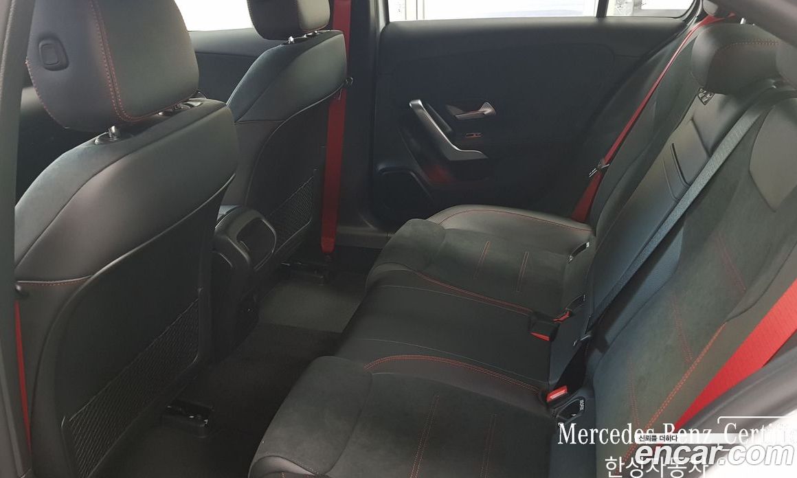 Mercedes-Benz A-Class W177 фото 8