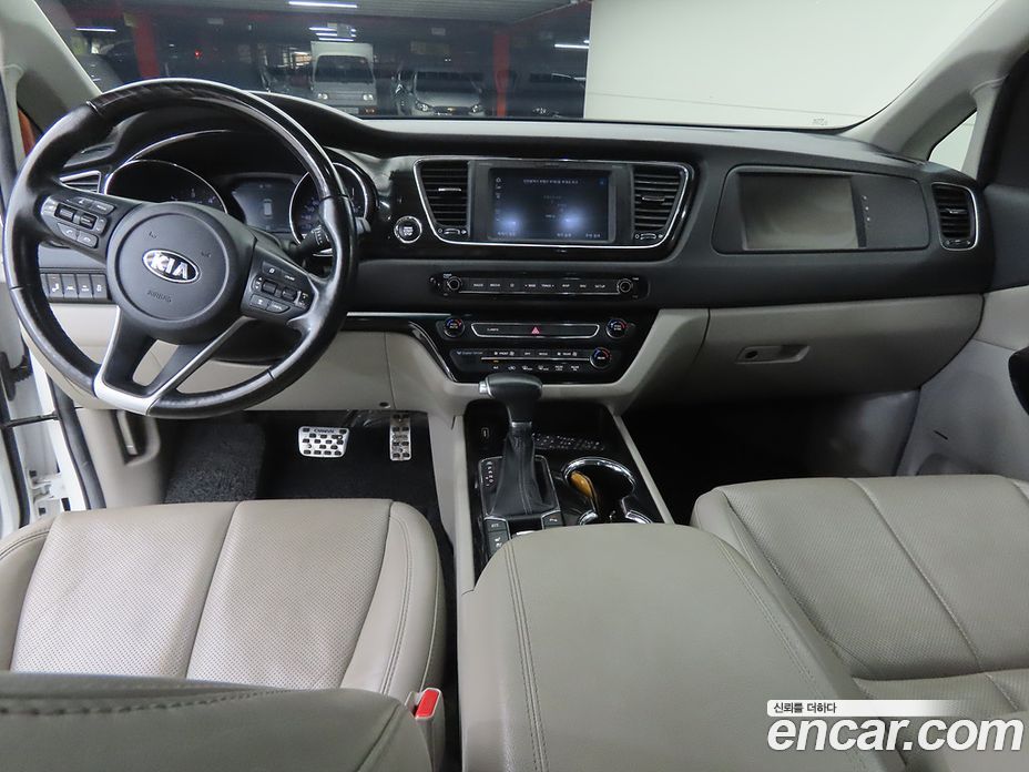 Kia Carnival 3rd Gen Restyling фото 7