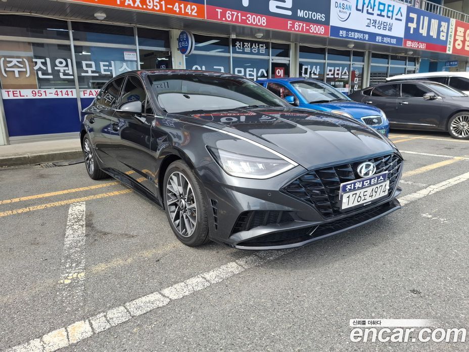 Hyundai Sonata (DN8) з Кореї