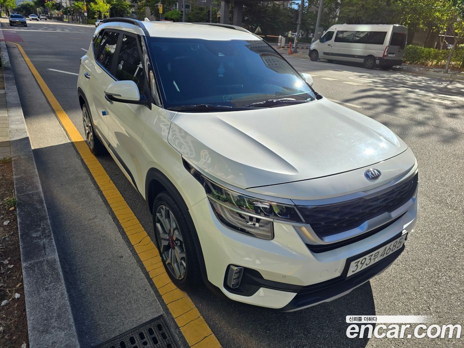 Kia Seltos фото 3
