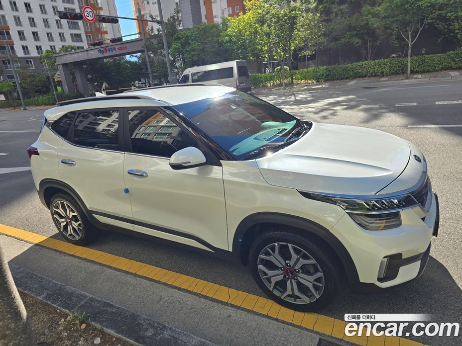 Kia Seltos фото 4