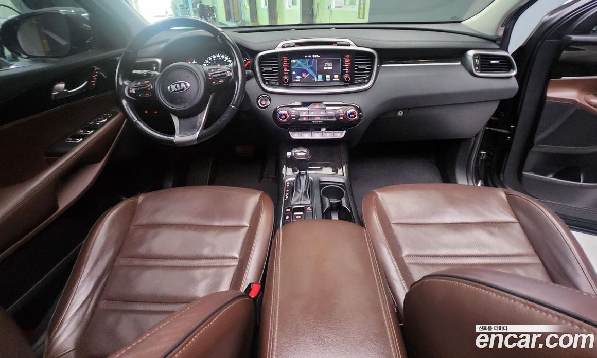 Kia Sorento 3rd Gen фото 13