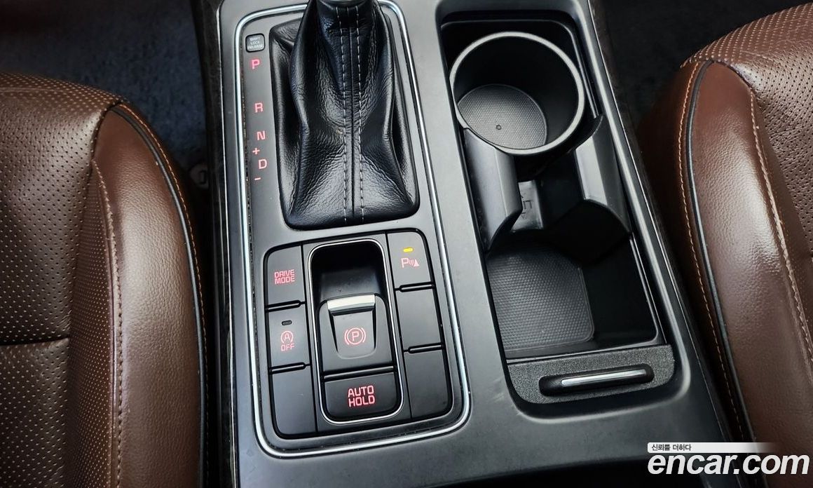 Kia Sorento 3rd Gen фото 14