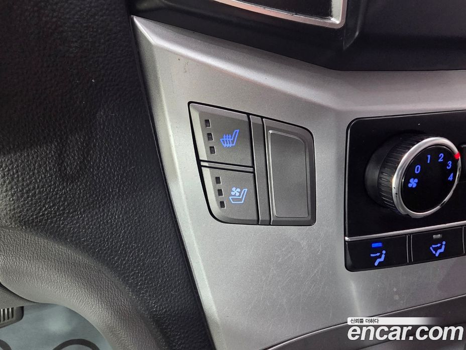 Hyundai Grand Starex фото 14