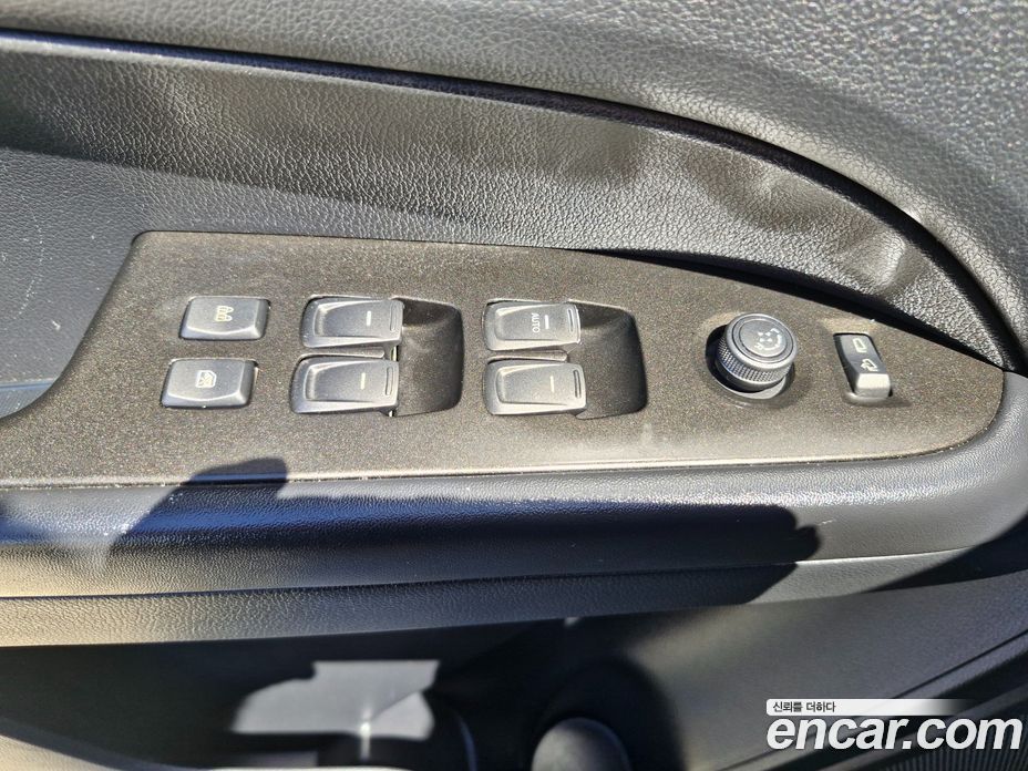 SsangYong (KG Mobility) Rexton Sports фото 15