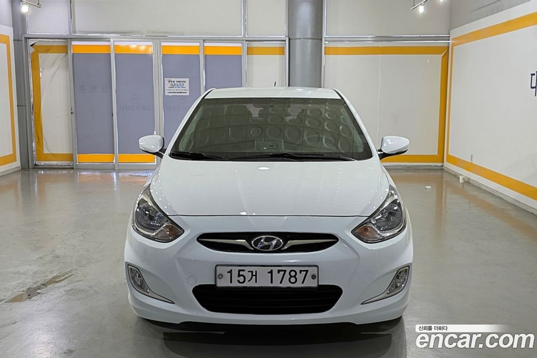 Hyundai Accent (New Type) фото 3