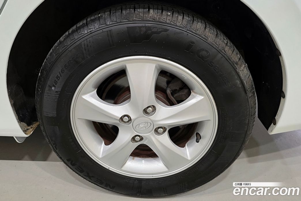 Hyundai Accent (New Type) фото 5