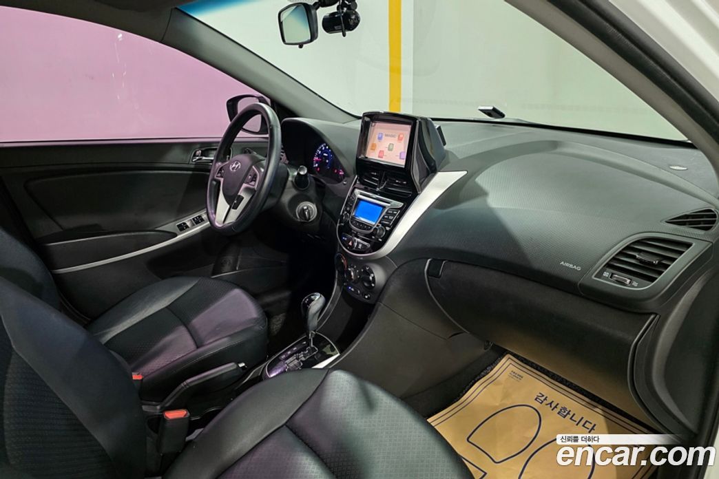 Hyundai Accent (New Type) фото 6