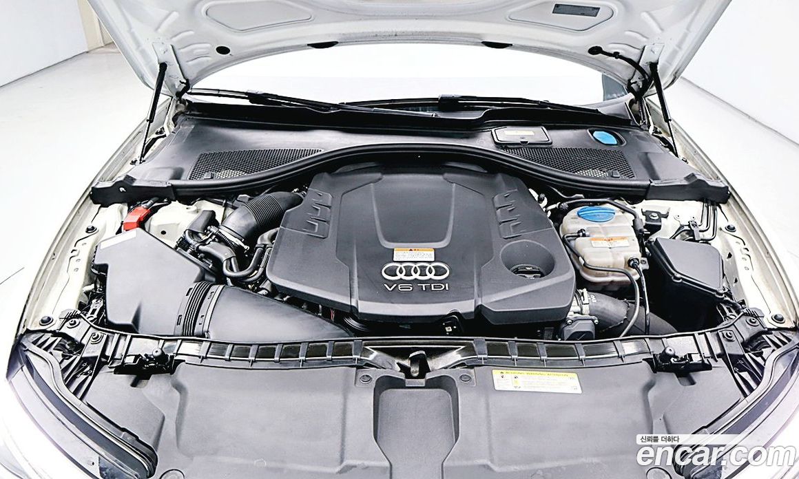 Audi A6 (C7) фото 6