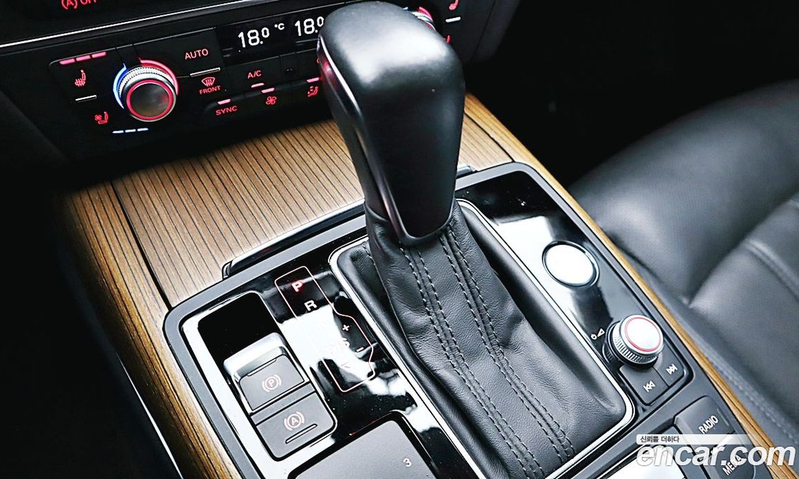 Audi A6 (C7) фото 9