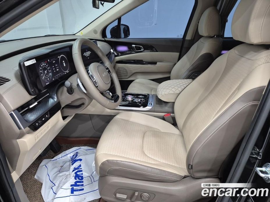Kia Carnival 4th Gen фото 10