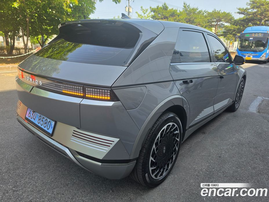 Hyundai Ioniq 5 фото 2