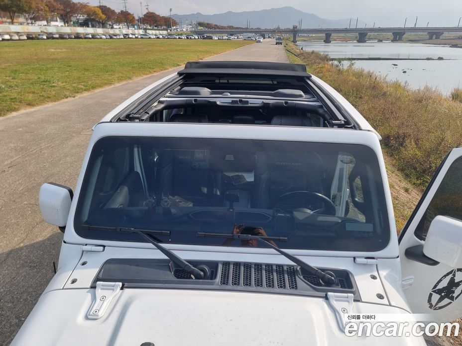 Jeep Wrangler (JL) фото 2