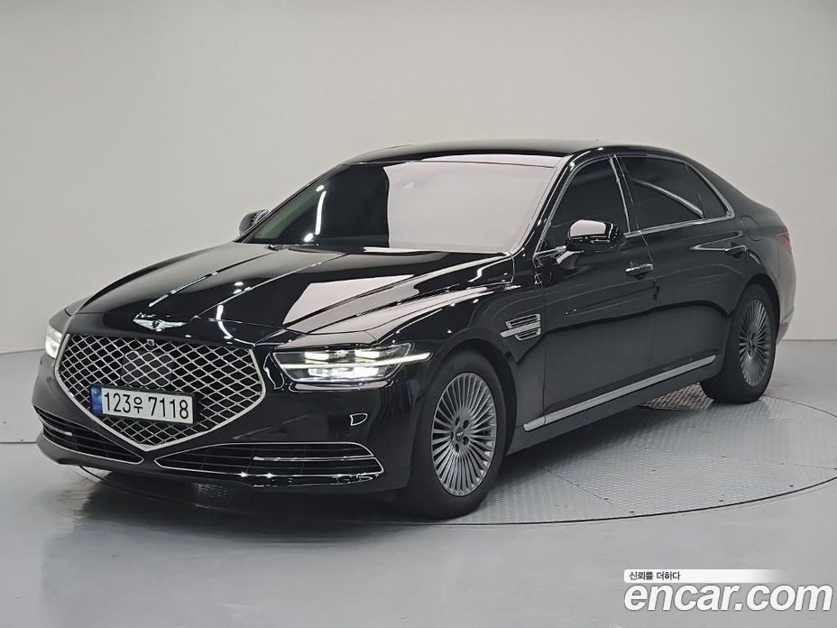 Genesis G90 з Кореї