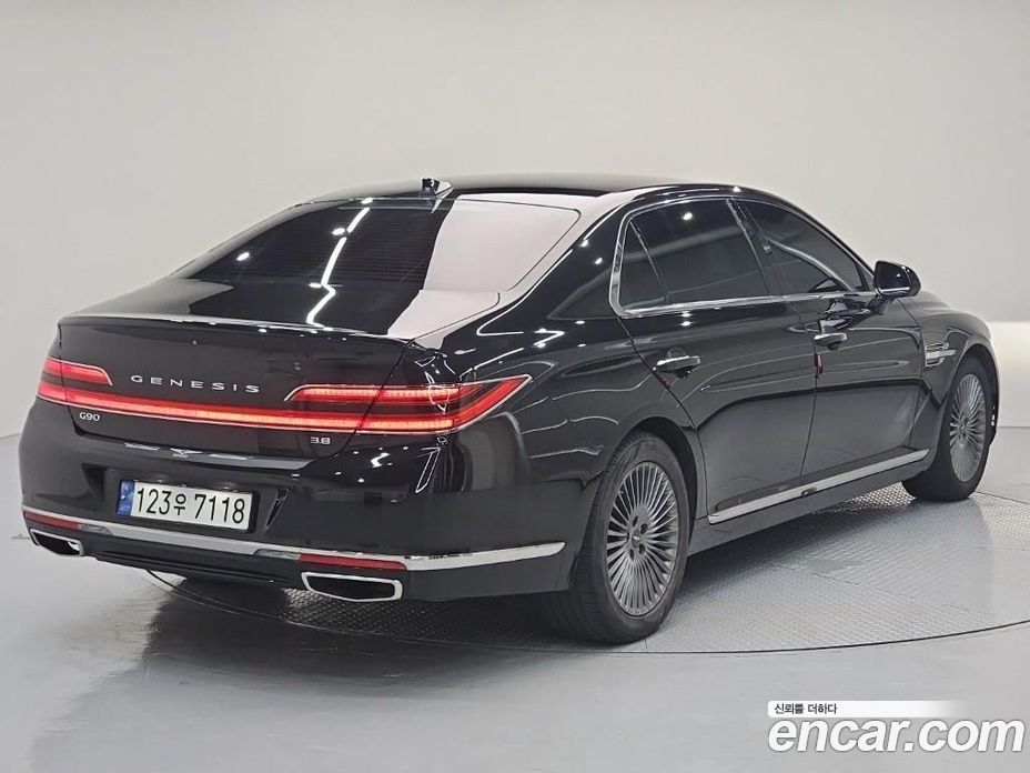 Genesis G90 фото 2