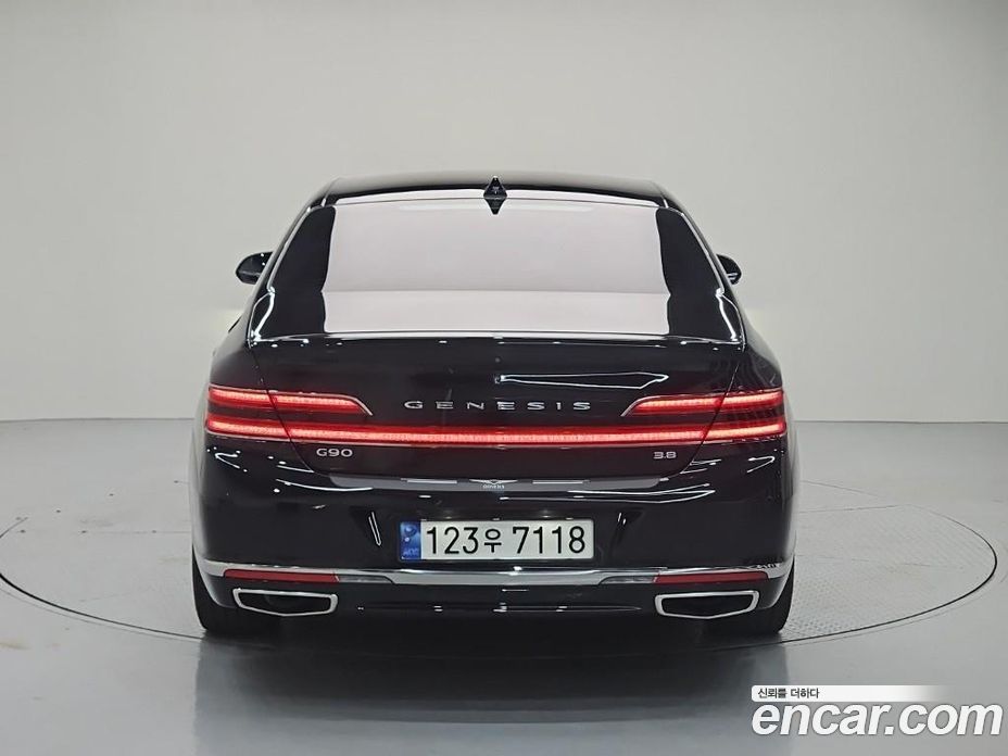 Genesis G90 фото 4