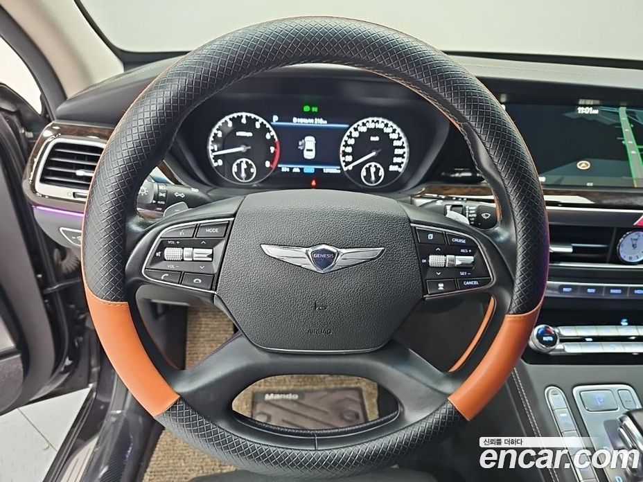 Genesis G90 фото 15