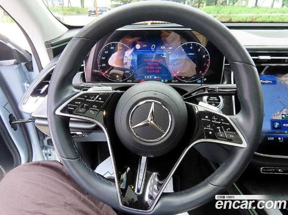 Mercedes-Benz E-Class W214 фото 8